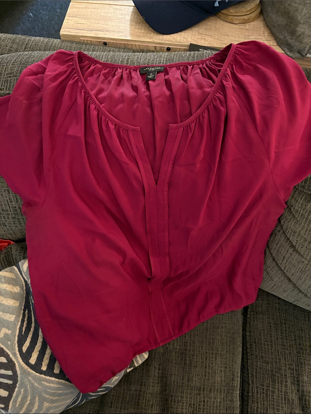 Ann Taylor Women’s Berry/Magenta Short-Sleeve Peasant Blouse